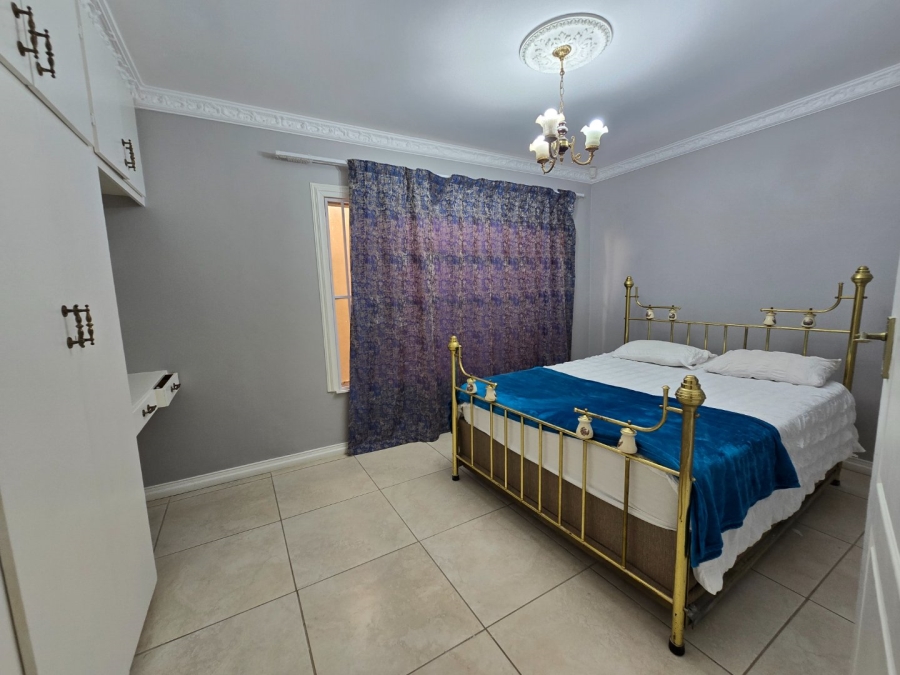 5 Bedroom Property for Sale in Heuwelsig Free State